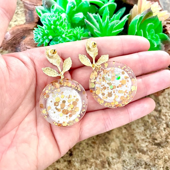 The Lion King Inspired Earrings - Picture 5 of 5